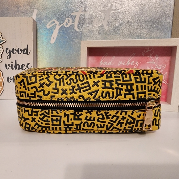 Coach Disney Mickey Mouse X Keith Haring Small make up bag - Picture 5 of 11